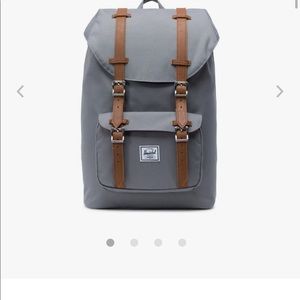 The Herschel, Little America backpack Mid- Volume
